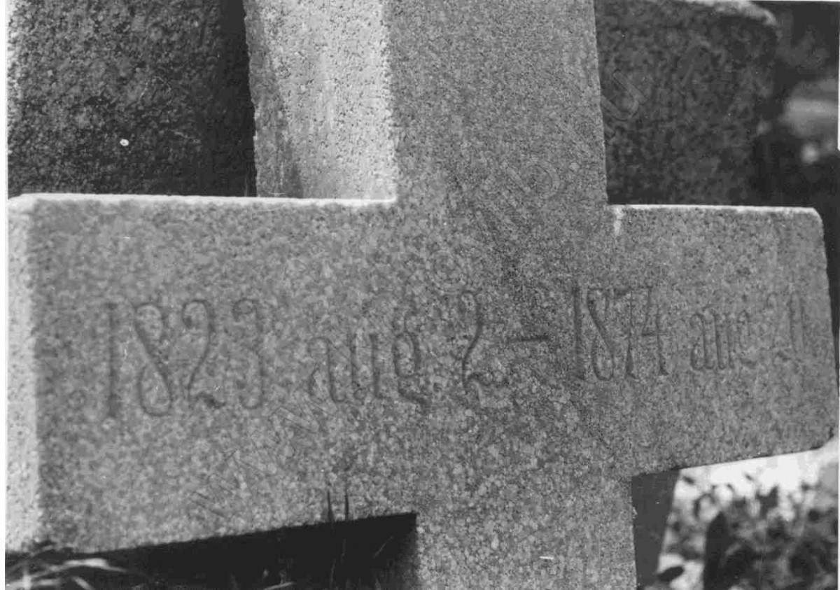 Zichy III. Miklós várpalota síremlékének felirata